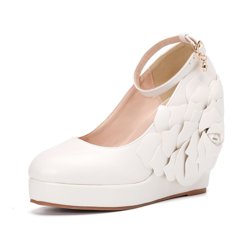 Women's Ivory Lace Floral Wedge Wedding Shoes - Platform Bridal Heels with Ankle Strap, Elegant Romantic Style for Brides at City Weddings
