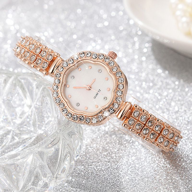 6PCS Women Watch Luxury Elegant Alloy Watch Crystal Wristwatch For Ladies Gift Quartz Watch Alloy Rhinestone Ring Necklace Earrings Bracelet Set