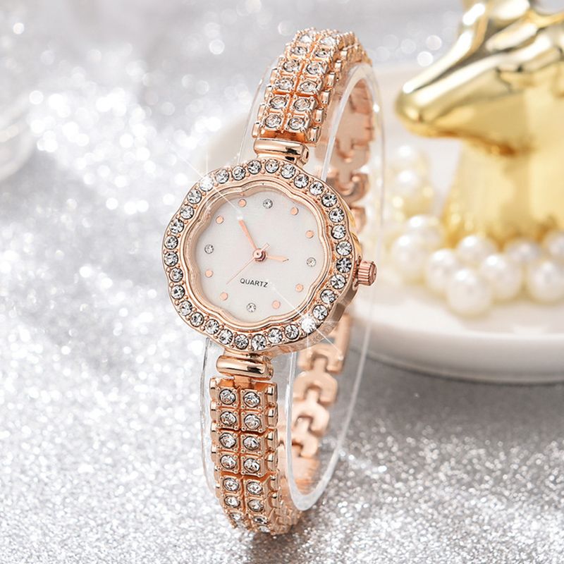 6PCS Women Watch Luxury Elegant Alloy Watch Crystal Wristwatch For Ladies Gift Quartz Watch Alloy Rhinestone Ring Necklace Earrings Bracelet Set