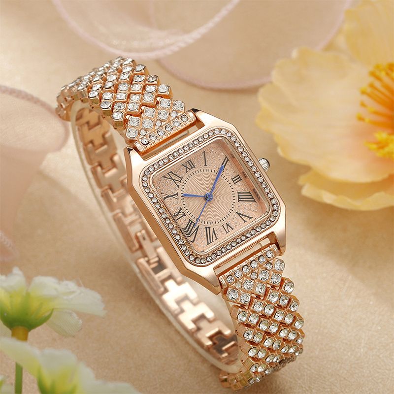 Fashion Full Iced Out Watches for Women Square Exquisite Alloy Steel Roman Luxury Rhinestones Quartz Watch Hip Hop Party Gift Rose gold