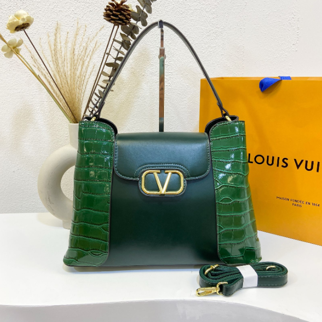 Luis Vuiton Fancy Chain Tote Purse Bag + Satchel