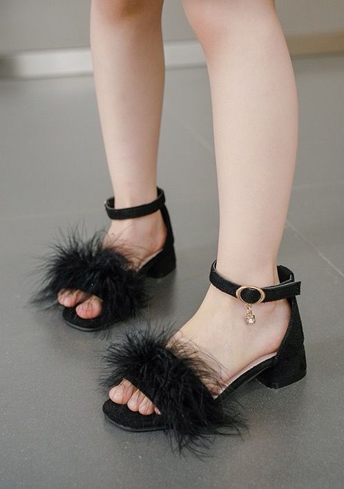 Big Girls' Luxury Feather Sandals Kid Low Heel Ankle Strap Dance Sandalias Child Square Toe Crystal Buckle Dress Shoes Size 27-38