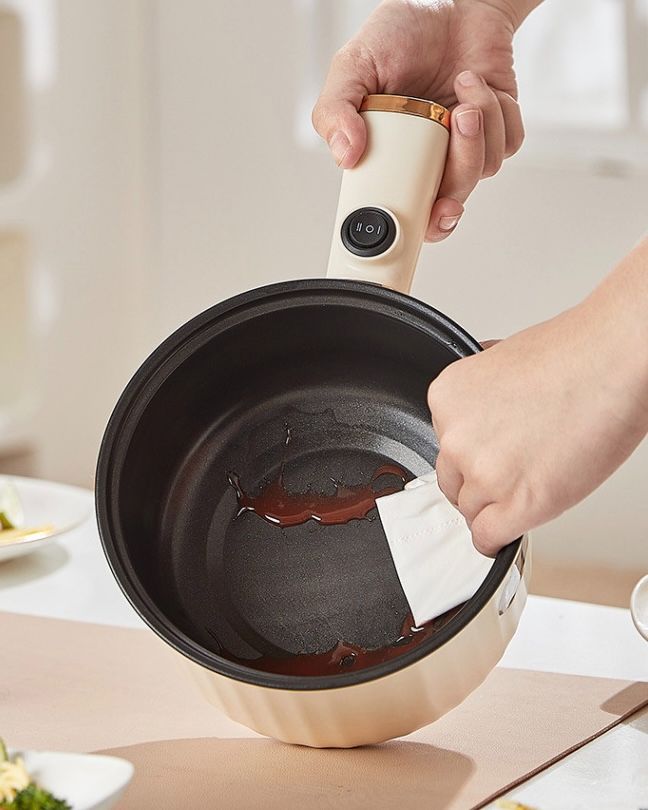 Electric Hot Pot 1.6L Rapid Noodles Cooker Portable Non-Stick Electric Pot Mini Hot Pot for Stir Fry Steak Noodles with Steamer Home Kitchen All-in-One Double Layer Electric Appliances