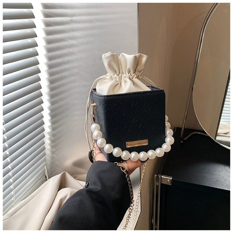 Leisure Beautiful Bucket  Ladies Bags Casual And Simple Crossbody Bags  Pearl Handbag For Women