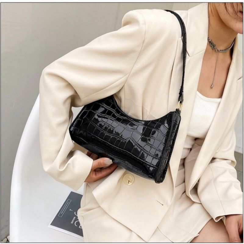 Ladies Shoulder Bag Summer Trend Lightweight Handbags Stone Print Hand Underarm  Bag For Women Retro Personality PU Portable Handbags Black Pink Gold Off-white