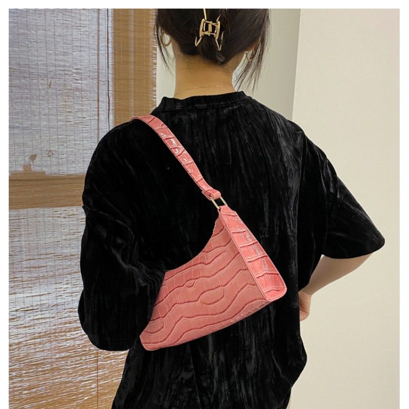 Ladies Shoulder Bag Summer Trend Lightweight Handbags Stone Print Hand Underarm  Bag For Women Retro Personality PU Portable Handbags Black Pink Gold Off-white