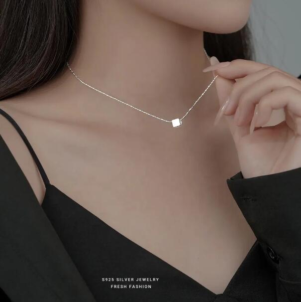 JC women necklaces Jewelry 925 Sterling Silver Necklace Minimalist Ins Small Cube Square Necklace Exquisite Clavicle Chain Neck Jewelry For Women girls