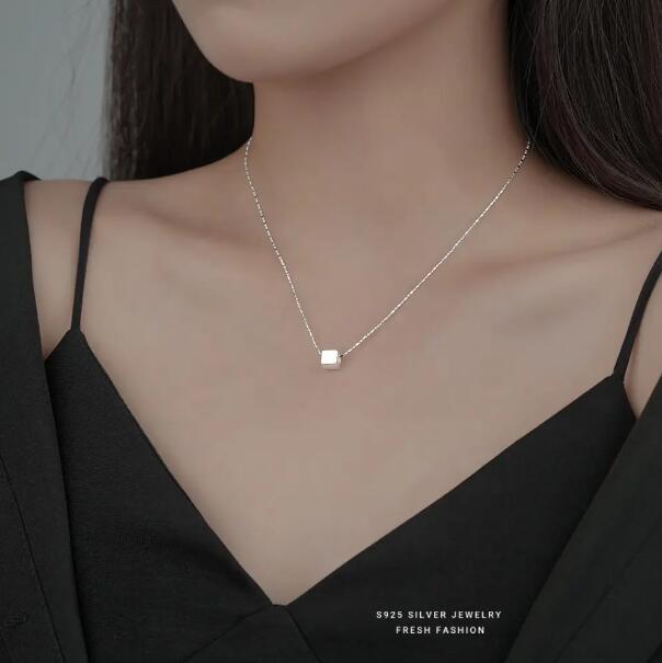 JC women necklaces Jewelry 925 Sterling Silver Necklace Minimalist Ins Small Cube Square Necklace Exquisite Clavicle Chain Neck Jewelry For Women girls