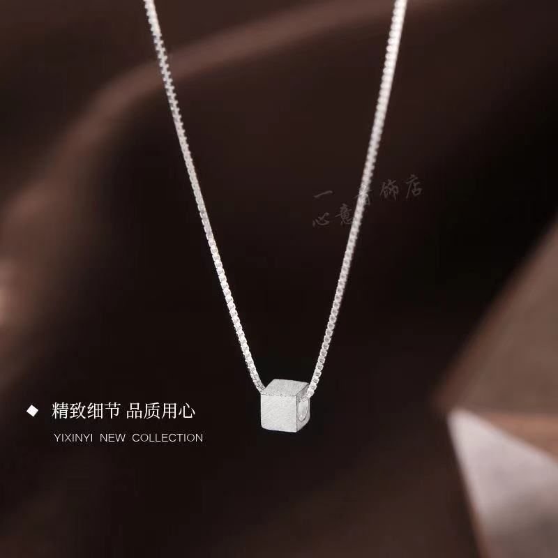 JC women necklaces Jewelry 925 Sterling Silver Necklace Minimalist Ins Small Cube Square Necklace Exquisite Clavicle Chain Neck Jewelry For Women girls
