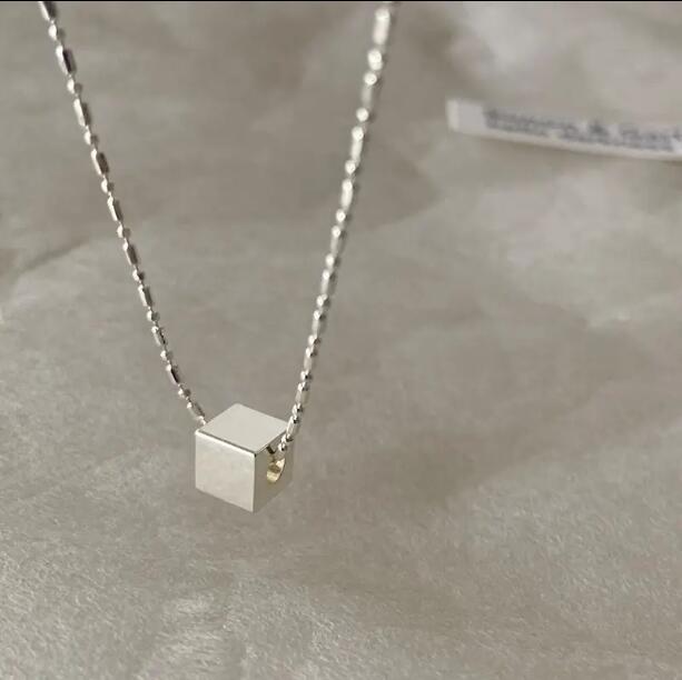 JC women necklaces Jewelry 925 Sterling Silver Necklace Minimalist Ins Small Cube Square Necklace Exquisite Clavicle Chain Neck Jewelry For Women girls