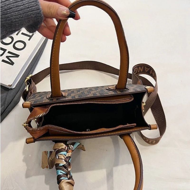 Mateamoda Signature Style Tote Bag Underarm Bag Crossbody Bag