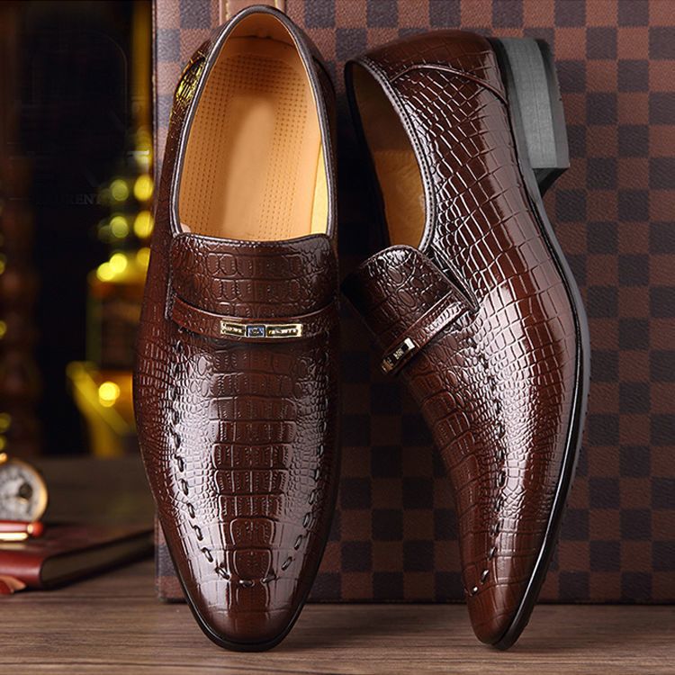 Crocodile Patterned Men's Leather Shoes Large Size Low Cut Men's Casual Shoes Embossed Leather Shoes Men's Shoes Business Dress Shoes Fashion Leather Shoes Formal Wear Brown Boy Shoes Dad Shoe