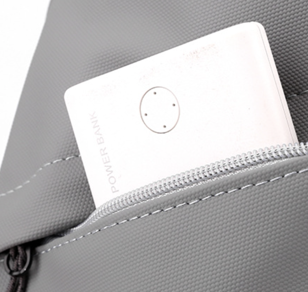 Chest Bag Man Cross-body Sling Bag Men Bags Single Shoulder Fashion Backpack Bag Crossbody Bag Simple Messenger Bag Man Sports Travel Casual Bag with USB Charging Port