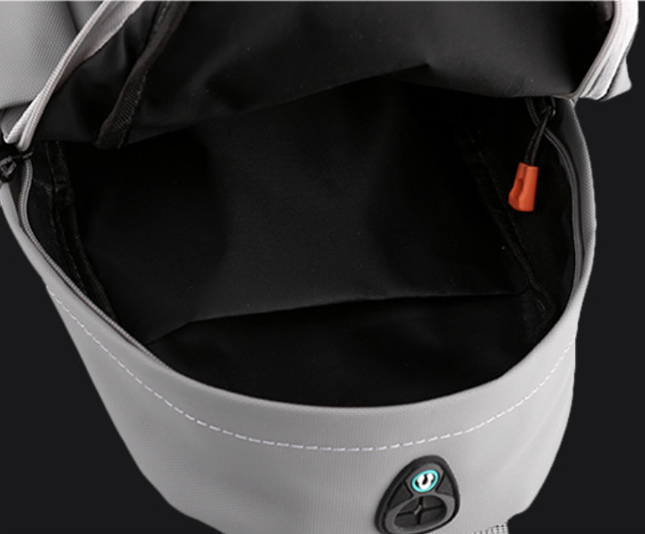 Chest Bag Man Cross-body Sling Bag Men Bags Single Shoulder Fashion Backpack Bag Crossbody Bag Simple Messenger Bag Man Sports Travel Casual Bag with USB Charging Port