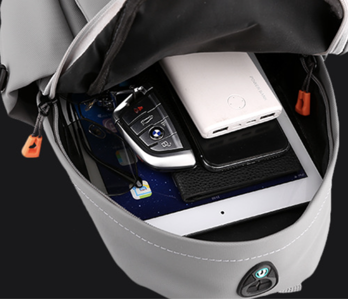 Chest Bag Man Cross-body Sling Bag Men Bags Single Shoulder Fashion Backpack Bag Crossbody Bag Simple Messenger Bag Man Sports Travel Casual Bag with USB Charging Port