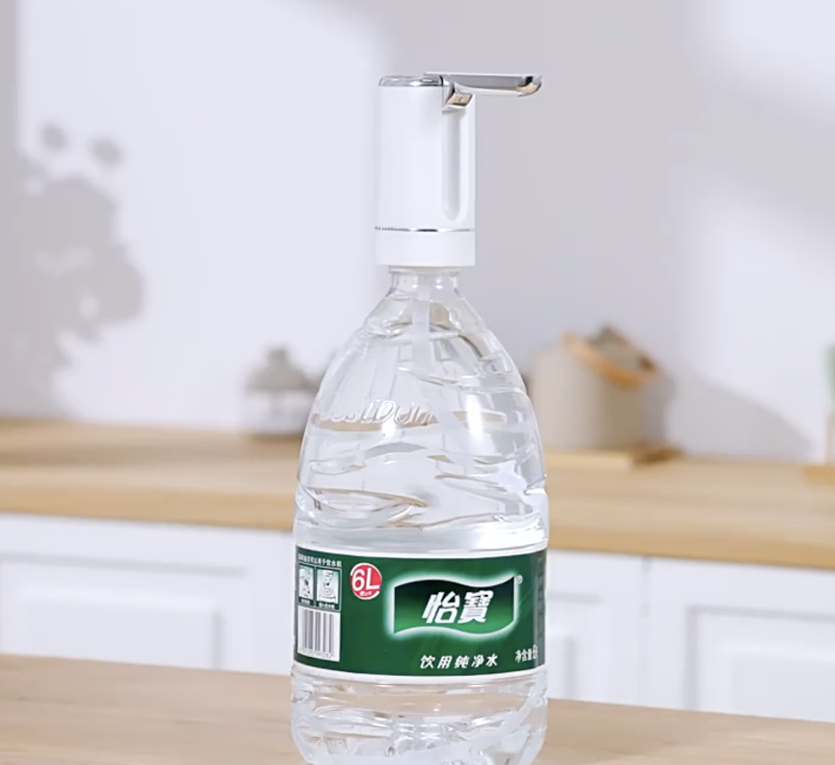Water Pump Dispenser Household Rechargeable Water Pump Food Grade Automatic Electric Water Bottle Drinking Dispenser Portable Fold Barreled Water Dispenser Pump USB Charging Water Tank Suction Pump