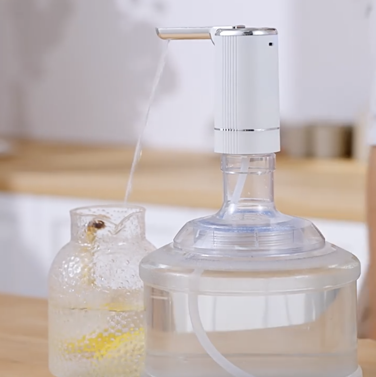 Water Pump Dispenser Household Rechargeable Water Pump Food Grade Automatic Electric Water Bottle Drinking Dispenser Portable Fold Barreled Water Dispenser Pump USB Charging Water Tank Suction Pump