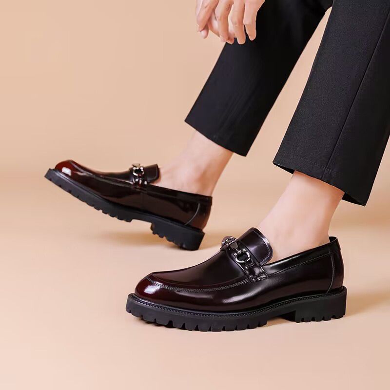 Men's Leather Shoes Japanese Style Buckle Loafer Round Toe Oxfords Men's Shoes