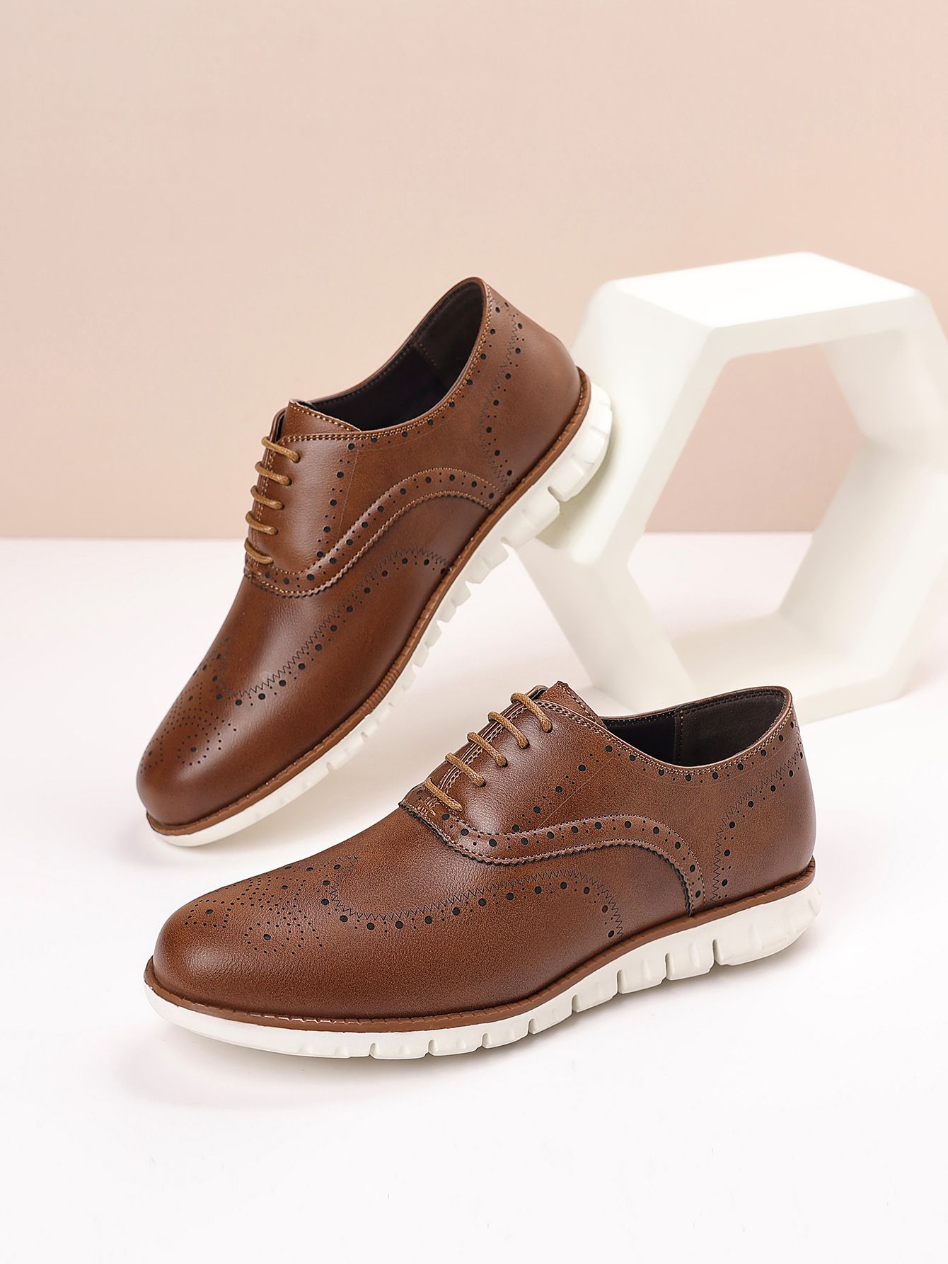 Shoes Men Leather Shoe Man Men's Hollowed-Out Base Sports Leather Shoes with EVA Sole Lightweight Engraved Oxford Shoes for Spring Summer Men's Shoes Oxfords