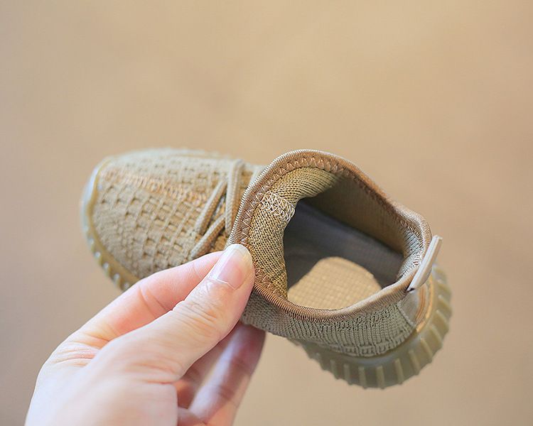 Kids Shoes Boys' Shoes Sneakers Children's Coconut Shoes Spring Autumn Boys' Sports Shoes Breathable Mesh Flyknit Girls' Casual Shoes Soft Sole Baby Shoes