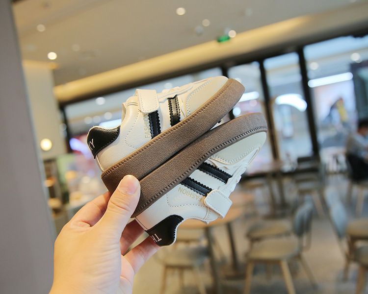 Children's Training Shoes Spring Autumn Boys' Sports Shoes Casual Sneakers Girls' White Sneakers Soft Sole Baby Shoes Gump Shoes Cortez Kids Shoes Boys' Shoes Sneakers