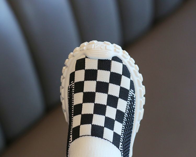 Kids Shoes Boys' Shoes Loafers Children's Sports Shoes New Autumn Spring Boys' Casual Shoes Breathable Mesh Shoes Soft Soles Girls' Fly-Knit Shoes Baby Shoes