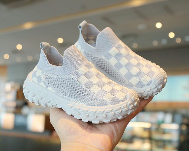 Kids Shoes Boys' Shoes Loafers Children's Sports Shoes New Autumn Spring Boys' Casual Shoes Breathable Mesh Shoes Soft Soles Girls' Fly-Knit Shoes Baby Shoes