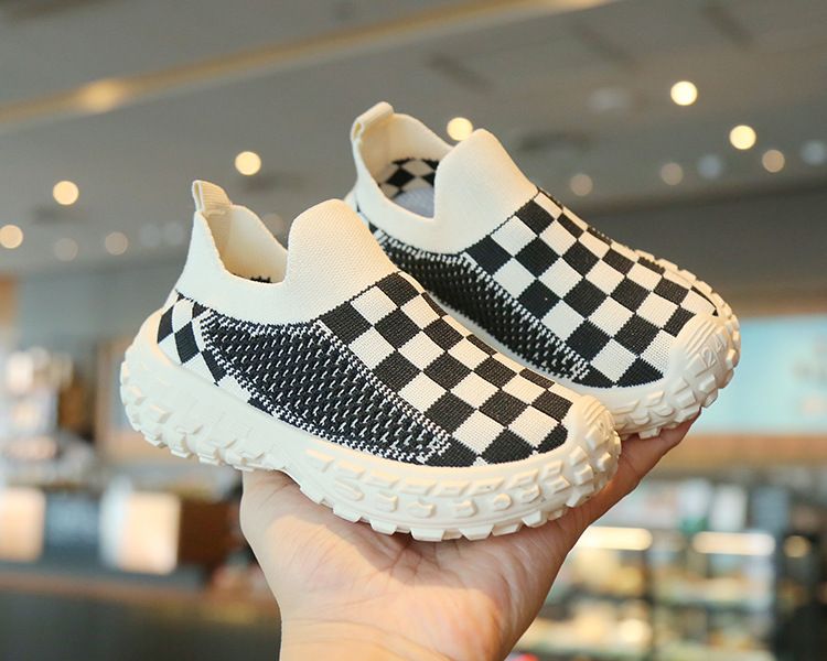 Kids Shoes Boys' Shoes Loafers Children's Sports Shoes New Autumn Spring Boys' Casual Shoes Breathable Mesh Shoes Soft Soles Girls' Fly-Knit Shoes Baby Shoes