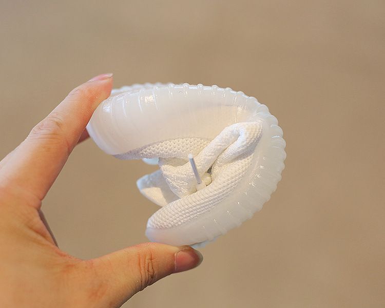 Children's Sports Shoes Spring Autumn Boys' Coconut Shoes New Girls' Casual Mesh Shoes Breathable Baby White Sneakers Kids Shoes Boys' Shoes Sneakers