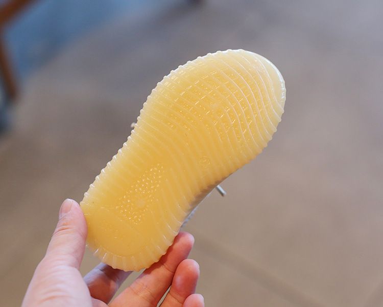 Children's Sports Shoes Spring Autumn Boys' Coconut Shoes Flyknit Breathable Mesh Shoes Girls' Casual Shoes Soft Soled Baby Shoes Kids Shoes Boys' Shoes Sneakers