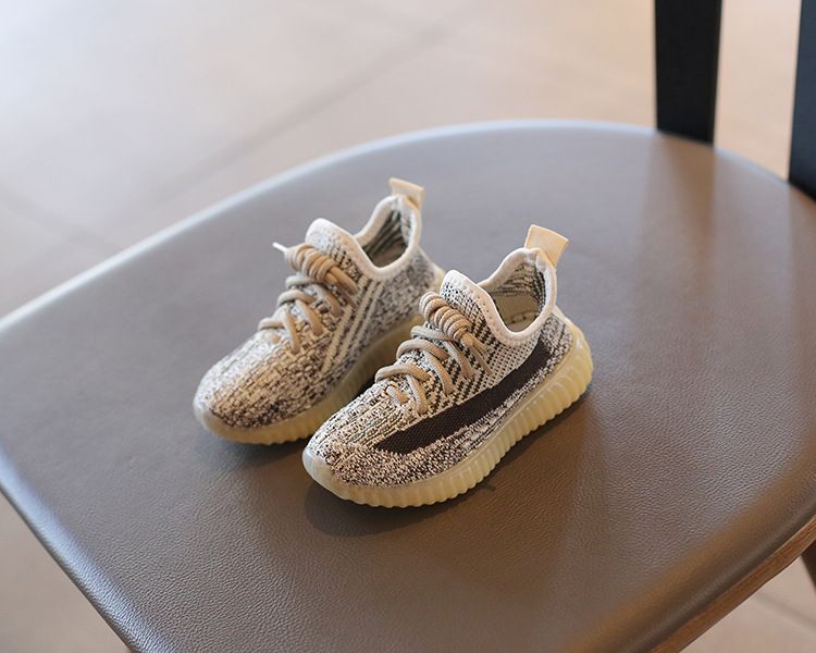 Children's Sports Shoes Spring Autumn Boys' Coconut Shoes Flyknit Breathable Mesh Shoes Girls' Casual Shoes Soft Soled Baby Shoes Kids Shoes Boys' Shoes Sneakers