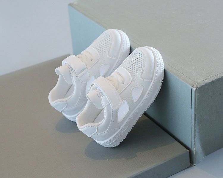 Children's White Sneakers for Summer Boys' Sports Shoes Breathable Mesh Shoes Hollowed-Out Design for Girls' Casual Board Shoes Soft Soles Kids Shoes Boys' Shoes Sandals for Babies