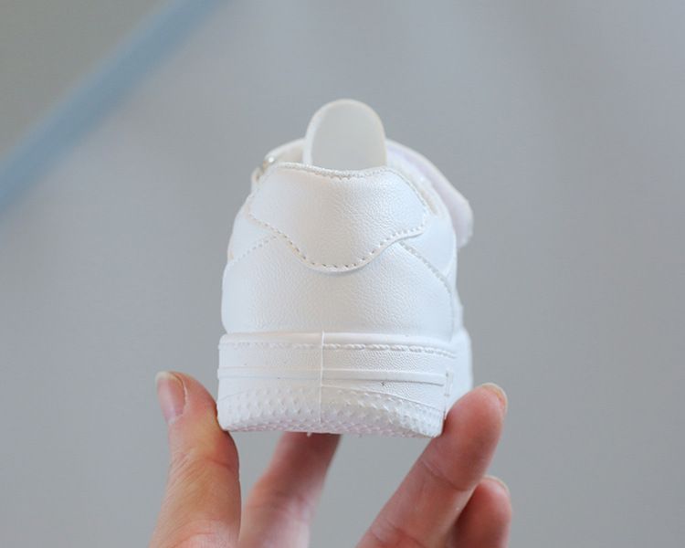 Children's White Sneakers for Summer Boys' Sports Shoes Breathable Mesh Shoes Hollowed-Out Design for Girls' Casual Board Shoes Soft Soles Kids Shoes Boys' Shoes Sandals for Babies