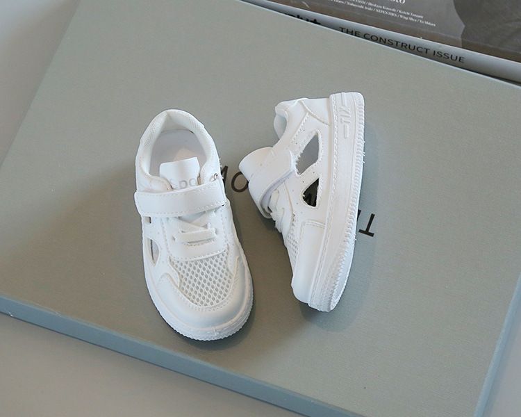 Children's White Sneakers for Summer Boys' Sports Shoes Breathable Mesh Shoes Hollowed-Out Design for Girls' Casual Board Shoes Soft Soles Kids Shoes Boys' Shoes Sandals for Babies