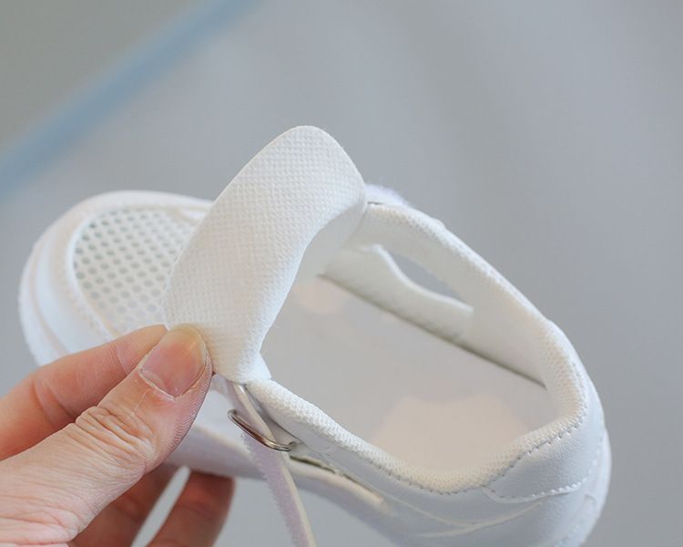 Children's White Sneakers for Summer Boys' Sports Shoes Breathable Mesh Shoes Hollowed-Out Design for Girls' Casual Board Shoes Soft Soles Kids Shoes Boys' Shoes Sandals for Babies