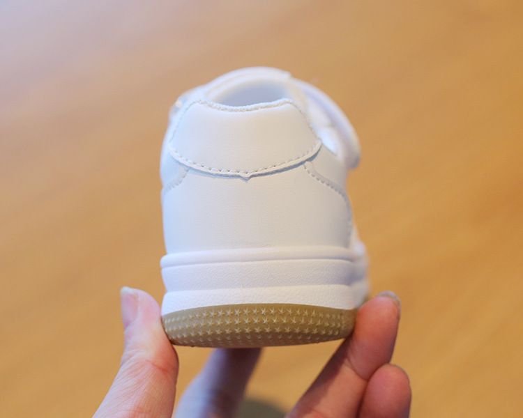 Children's White Sneakers Spring Autumn Girl's Sports Shoes Anti-Slip Lightweight Boy's Skateboarding Shoes Soft Soles Baby Casual Shoes Kids Shoes Boys' Shoes