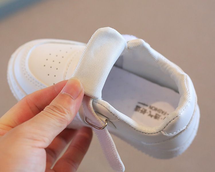 Children's White Sneakers Spring Autumn Boys' Sports Shoes School Lightweight Girls' Casual Board Shoes Soft Sole Baby Shoes Kids Shoes Boys' Shoes Sneakers