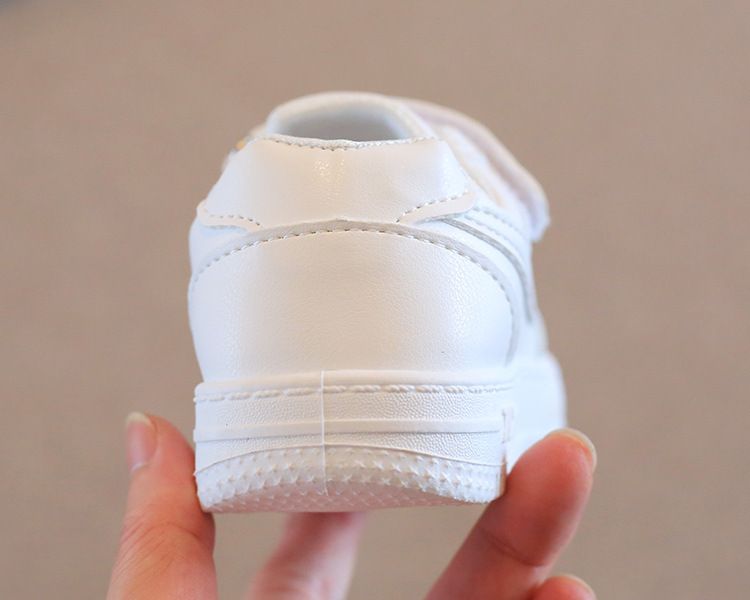 Children's White Sneakers Spring Autumn Boys' Sports Shoes School Lightweight Girls' Casual Board Shoes Soft Sole Baby Shoes Kids Shoes Boys' Shoes Sneakers