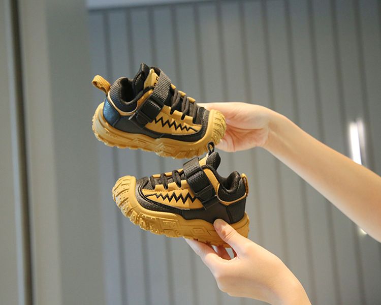 Children's Sports Shoes New Style Spring Autumn Boys' Hiking Shoes Outdoor Girls' Running Shoes Soft-Soled Baby Casual Shoes Kids Shoes Boys' Shoes Sneakers