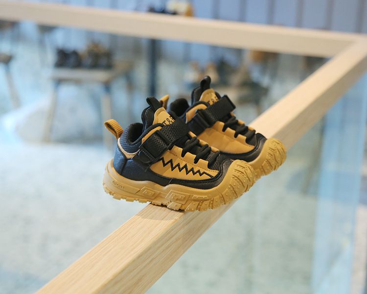 Children's Sports Shoes New Style Spring Autumn Boys' Hiking Shoes Outdoor Girls' Running Shoes Soft-Soled Baby Casual Shoes Kids Shoes Boys' Shoes Sneakers