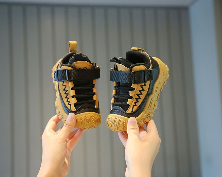 Children's Sports Shoes New Style Spring Autumn Boys' Hiking Shoes Outdoor Girls' Running Shoes Soft-Soled Baby Casual Shoes Kids Shoes Boys' Shoes Sneakers