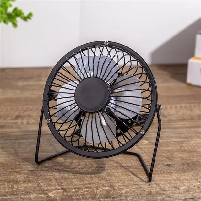 Portable and Convenient 4-inch USB Mini Fan Iron Art Small Fan Office Computer Electric Fan