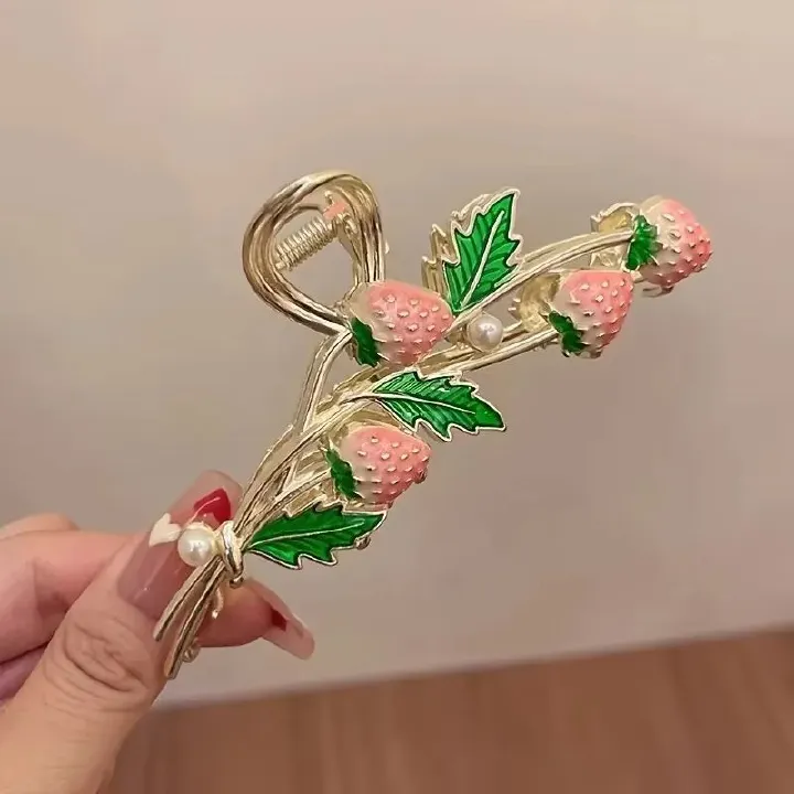 Strawberry Hair Claw Clips Cute Metal Hair Clip Strong Non Slip Hold Hair Jaw Clips Pink Acetate Hair Claws Clips Accessories Fo