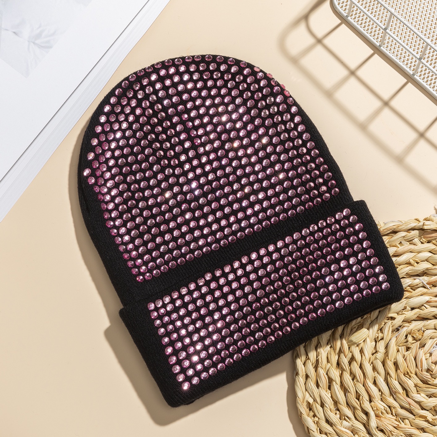 2022 New Warm Acrylic Knitted Artificial Diamond Hats In Autumn Winter Women Men Rhinestone Hip hop Beanies