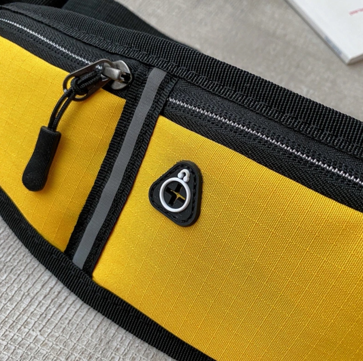 Professional Running Waist Bag Sports Belt Pouch Mobile Phone Case Men Women Hidden Pouch Gym SportsBags Running Belt Waist Pack