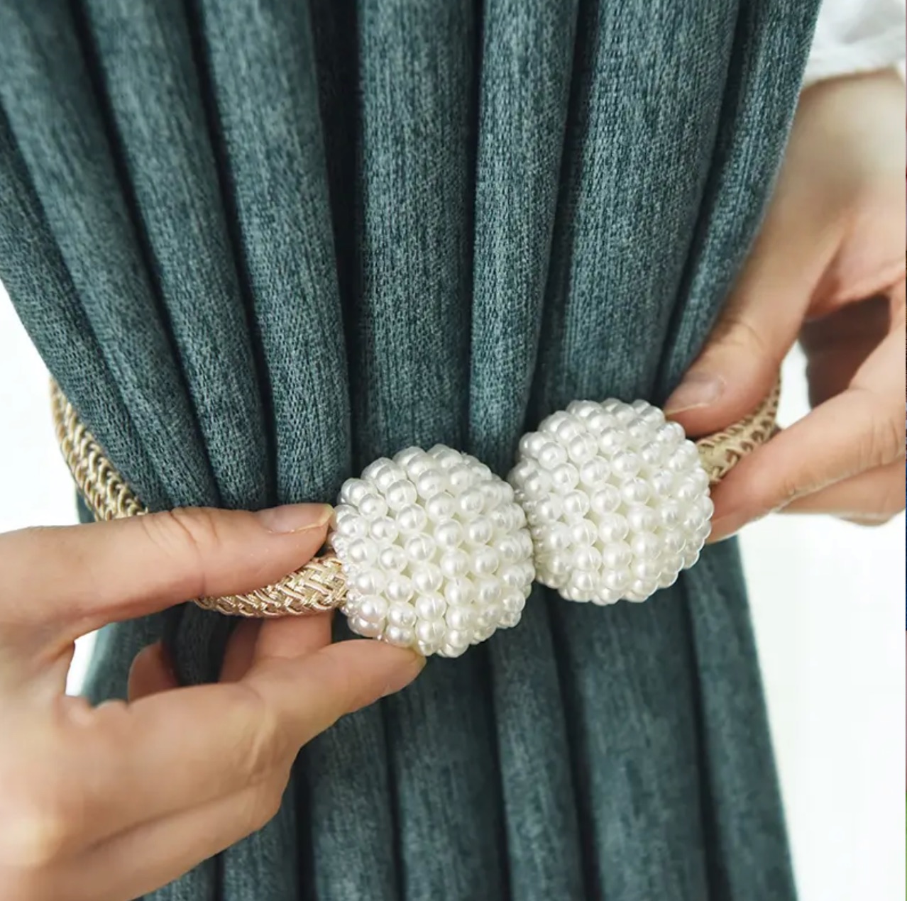2pcs/set  Magnetic Pearl Curtain Clip Curtain Holders Tieback Buckle Clips Hanging Ball Buckle Tie Back Curtain Accessories Home Decor