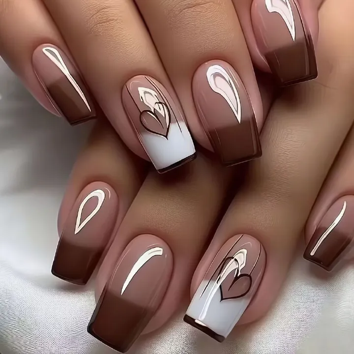24 Piece Set In Coffee Color Wearing False Nails Short Heart-shaped Painted Nail Art False Nail Flakes