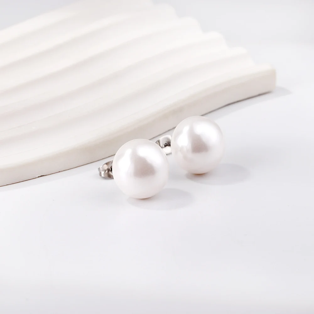 ashion Accessories Suitable for Women's Banquet Stainless Steel Flat White Pearl Gold Color Anti Allergic Earrings