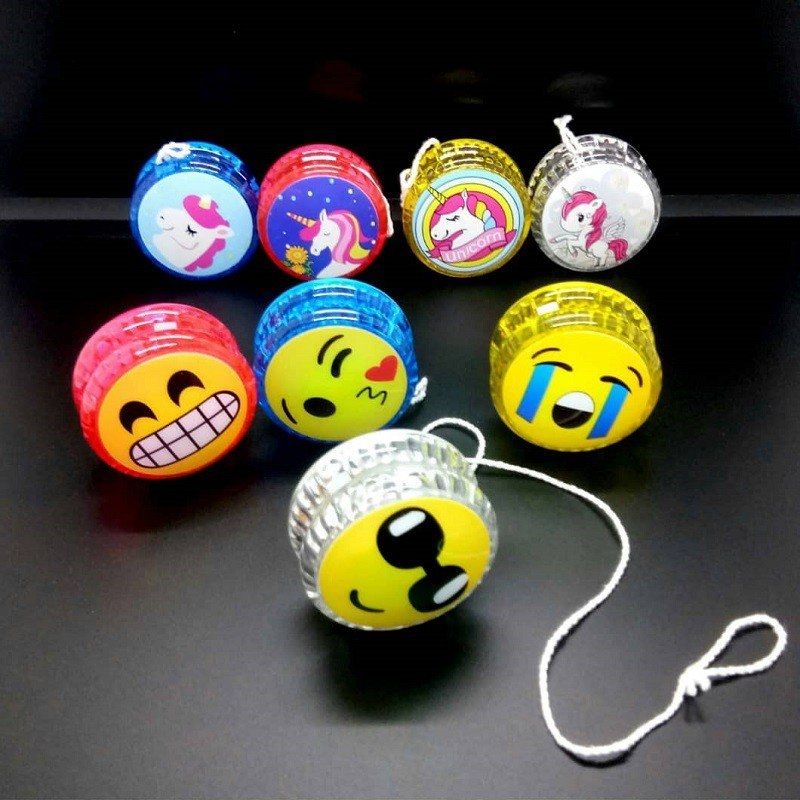 Classic LED Light Up Yo-Yo Toy for Kids – Flashing Yoyo Game for Fun & Tricks