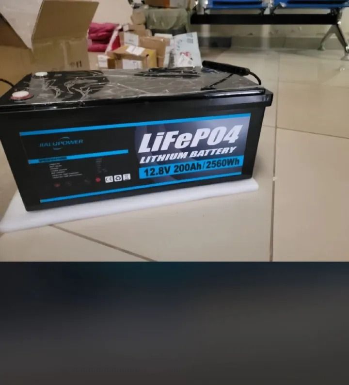 12.8V 200Ah LiFePO4 Lithium Battery – High-Capacity Rechargeable Battery for Solar, RV, Boat, and Off-Grid Power.